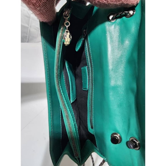 SOLD***Authentic BVLGARI Plissé Serpenti Forever Flap Bag Green - Picture 16 of 16